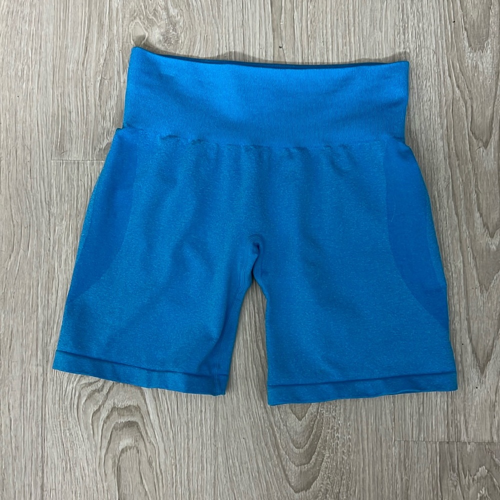 NVTN shorts
